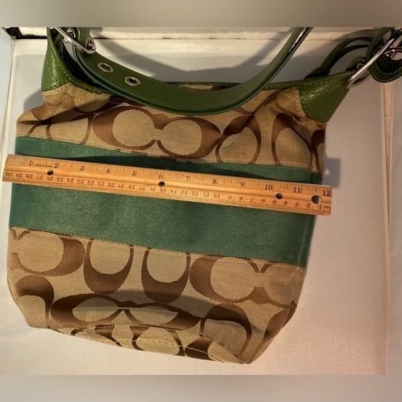 Coach Signature Classic C Bucket Bag - green/Tan color - Picture 8 of 8